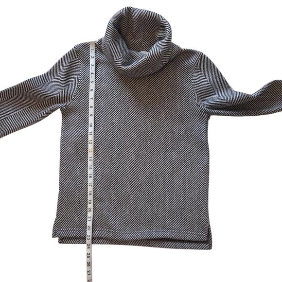 J. Crew Herringbone Pullover Funnelneck Sweatshirt Fleece Lining Sz small - Picture 5 of 9
